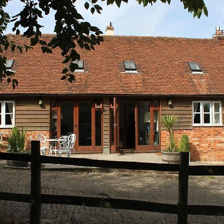 ニューベリー High Street Farm Barn Bed & Breakfast エクステリア 写真