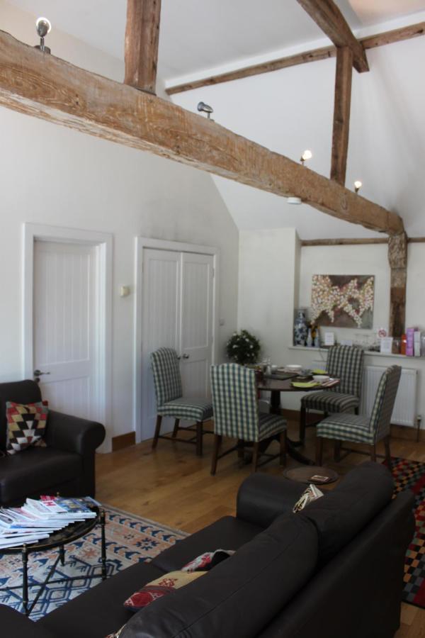ニューベリー High Street Farm Barn Bed & Breakfast エクステリア 写真
