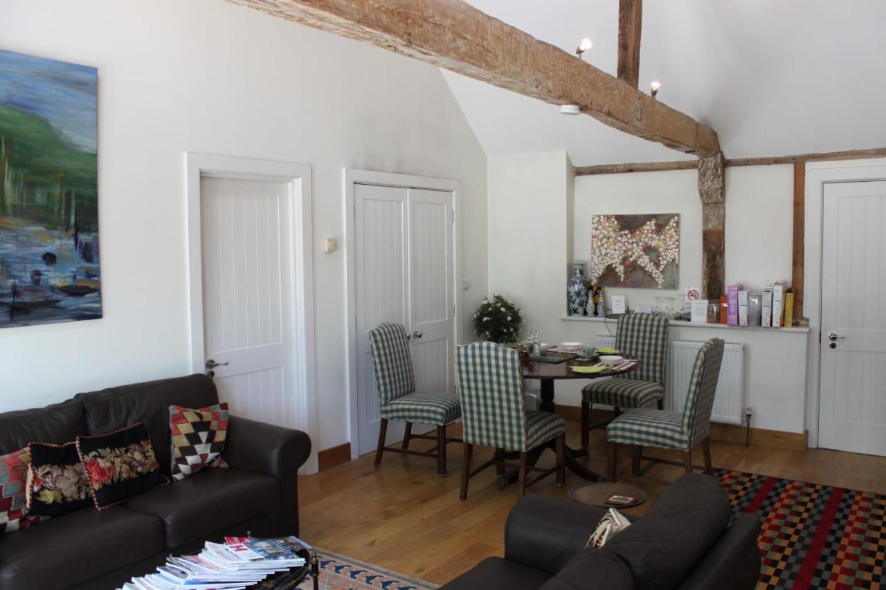 ニューベリー High Street Farm Barn Bed & Breakfast エクステリア 写真