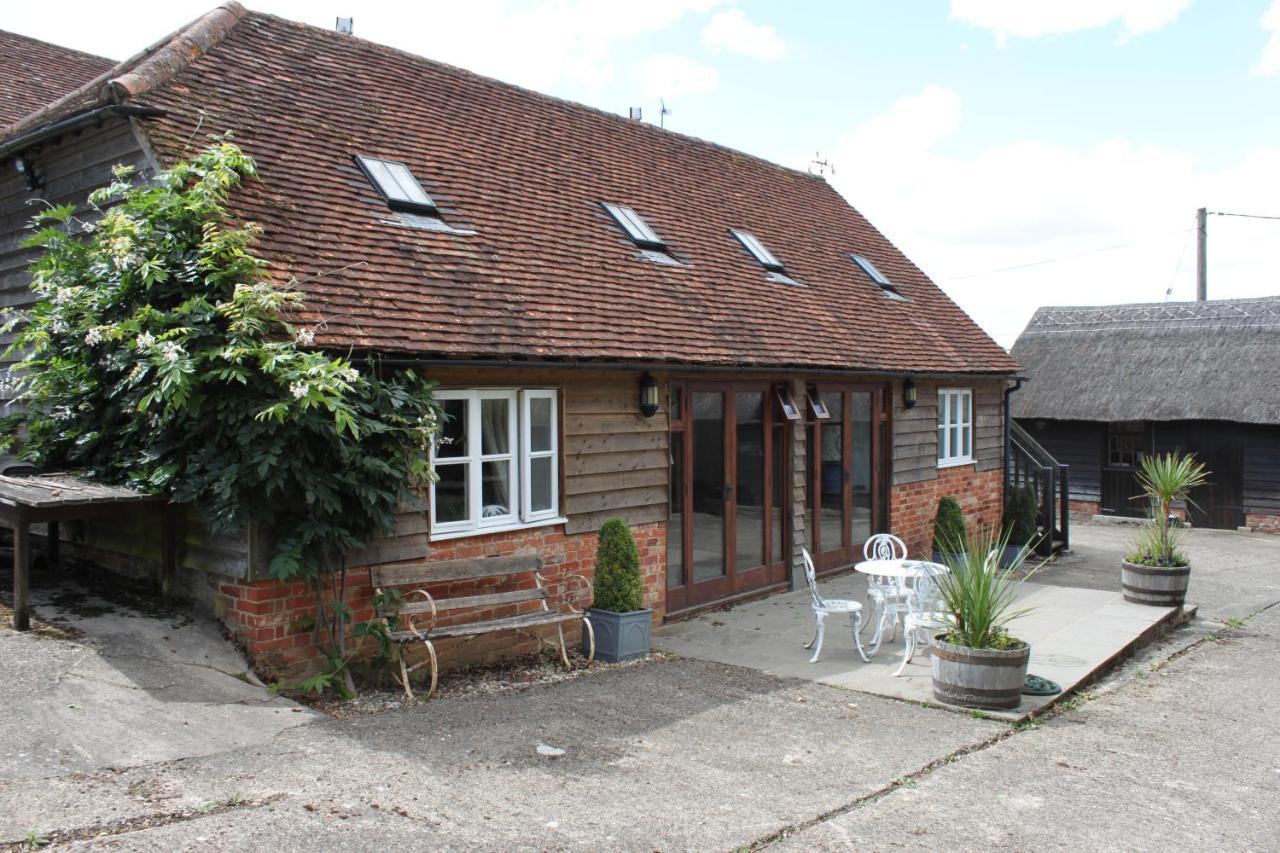 ニューベリー High Street Farm Barn Bed & Breakfast エクステリア 写真